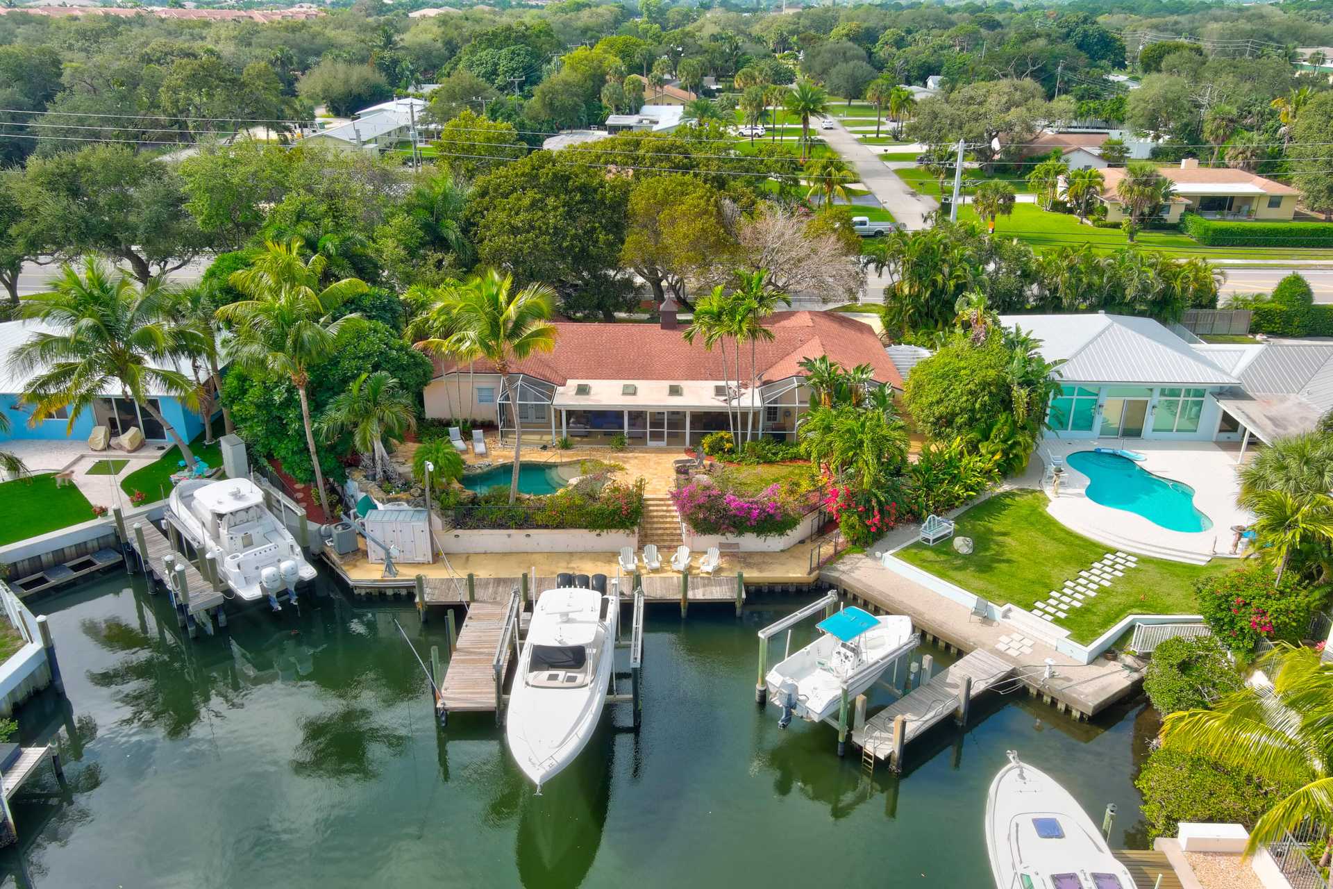 House in Palm Beach Gardens, Florida 11621197