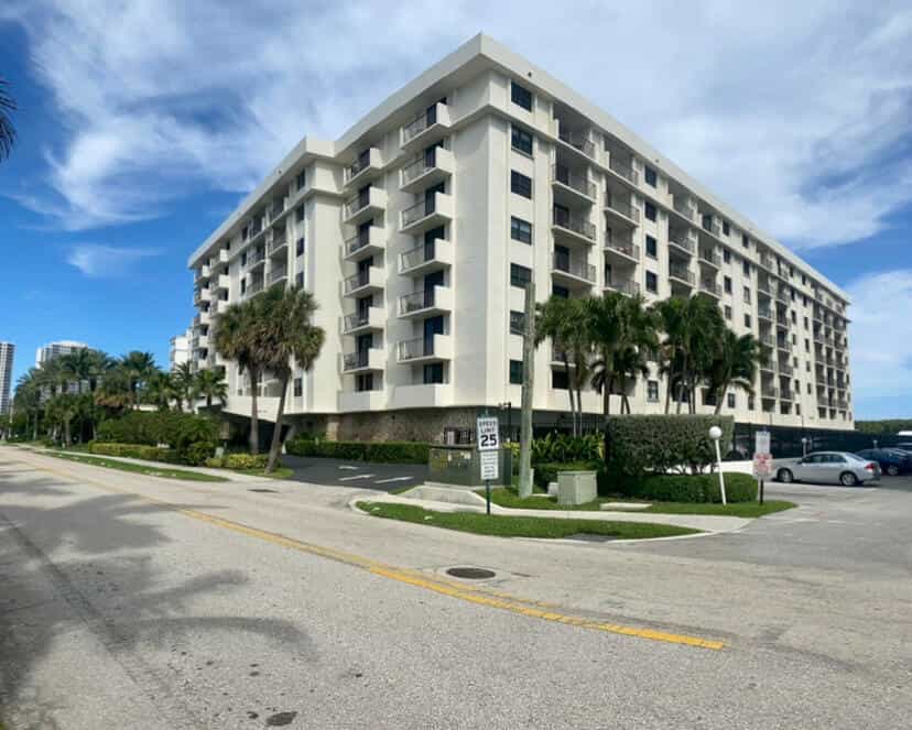 Kondominium di Palm Beach Shores, Florida 11621203
