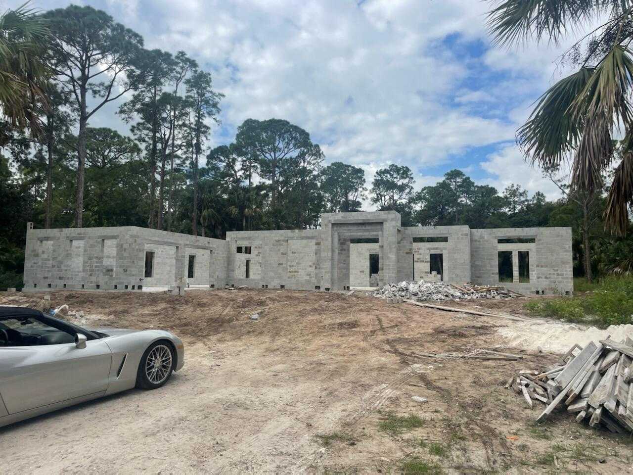 House in Rood, Florida 11621227