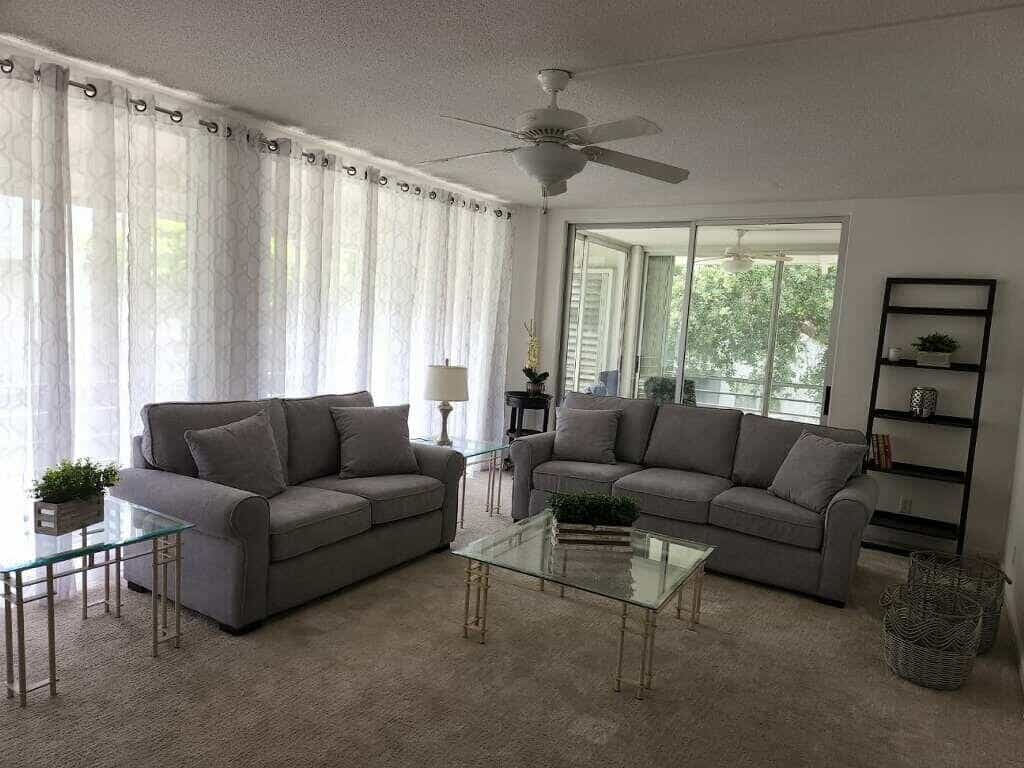 House in Palm Beach Shores, Florida 11621243