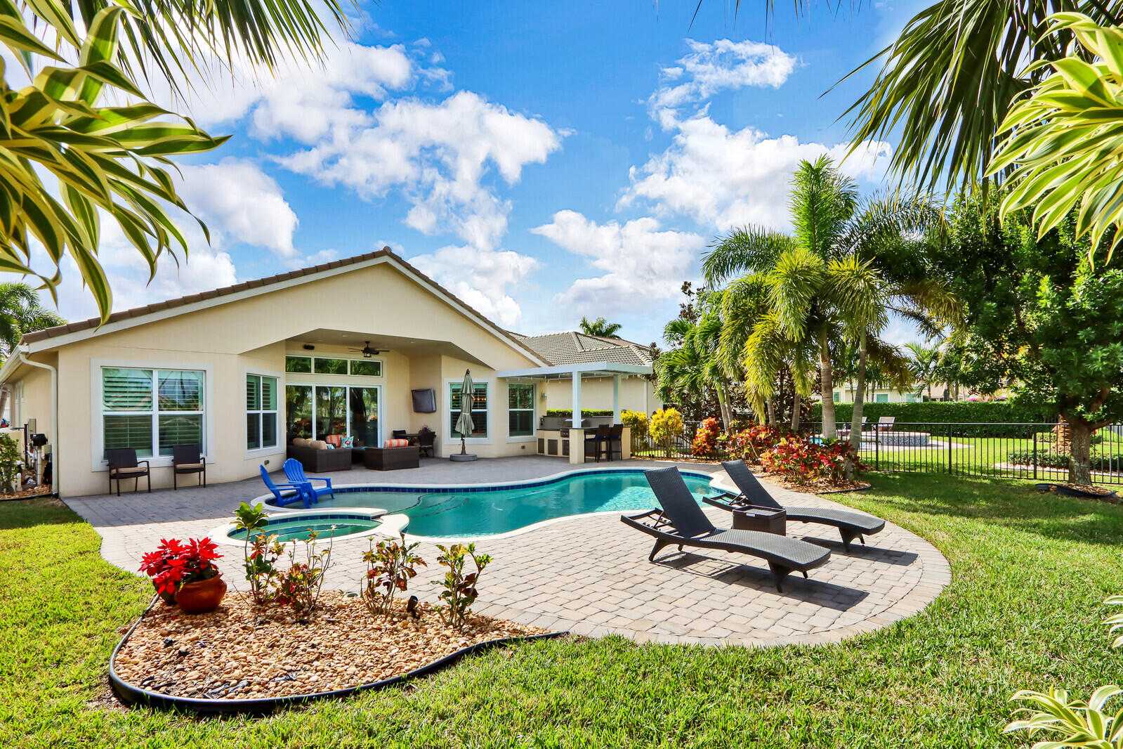 House in Jupiter, Florida 11621255