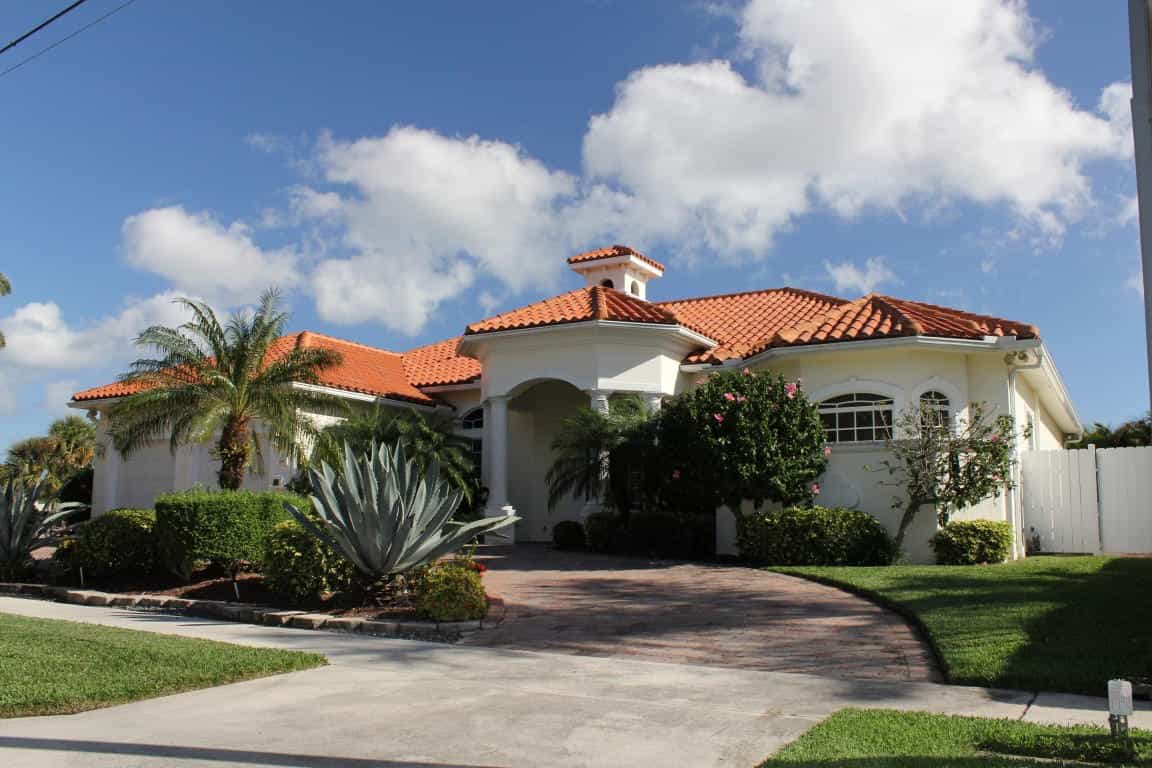 Residential in North Palm Beach, Florida 11621265