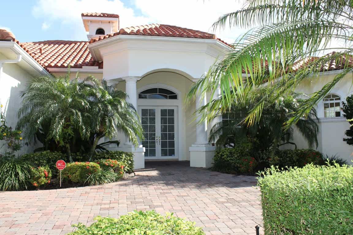 Residential in North Palm Beach, Florida 11621265
