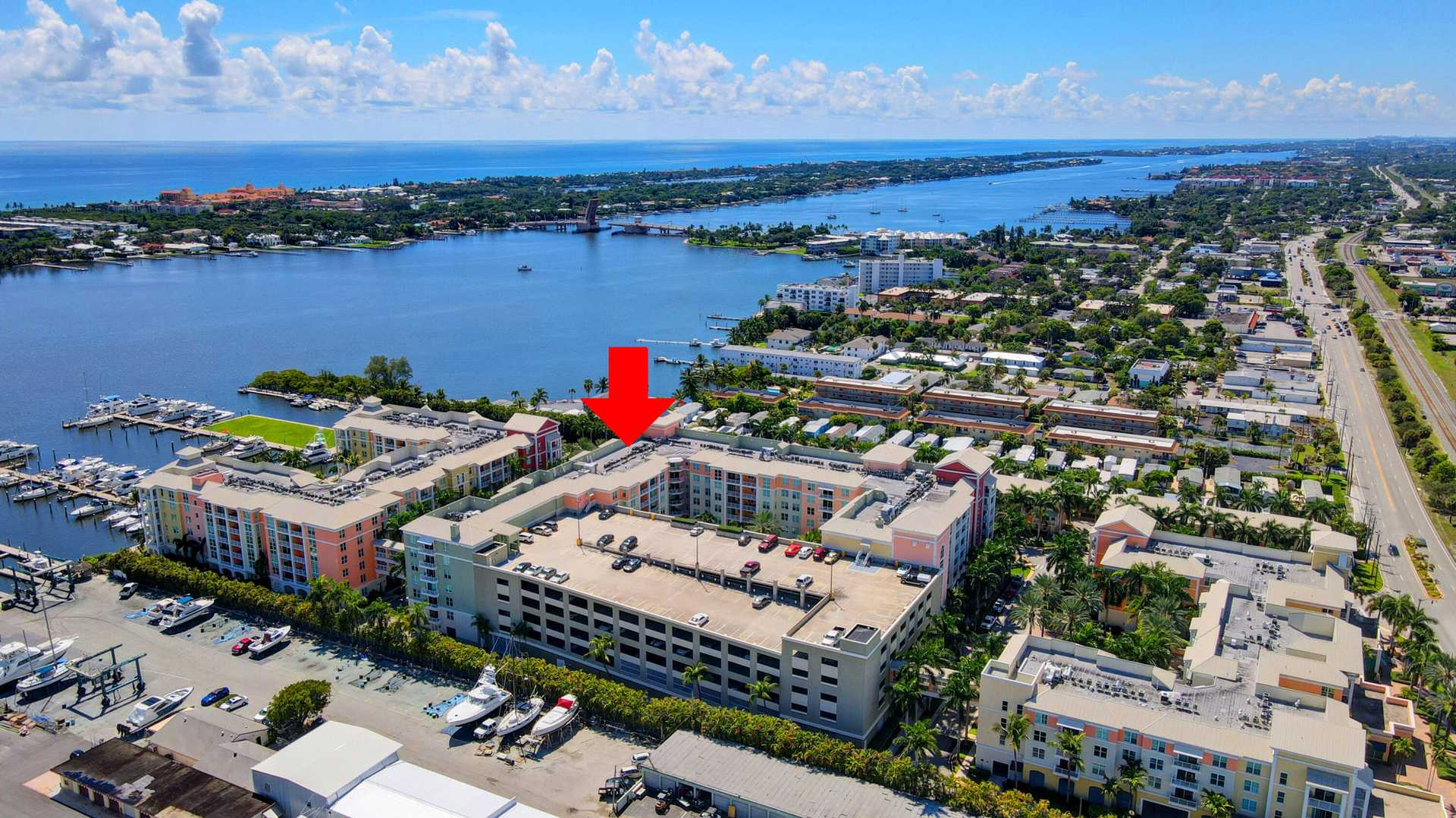 Condominium in Lantana, Florida 11621288