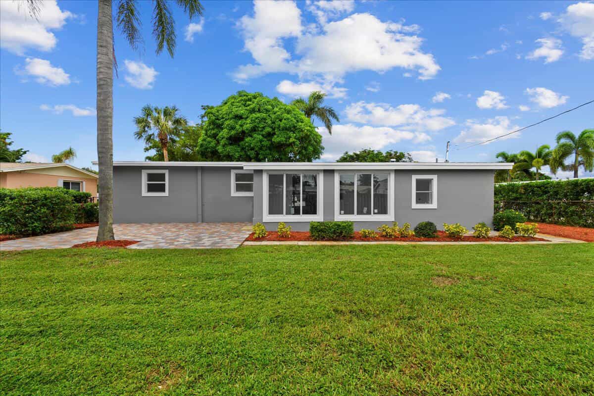 房子 在 North Palm Beach, Florida 11621298