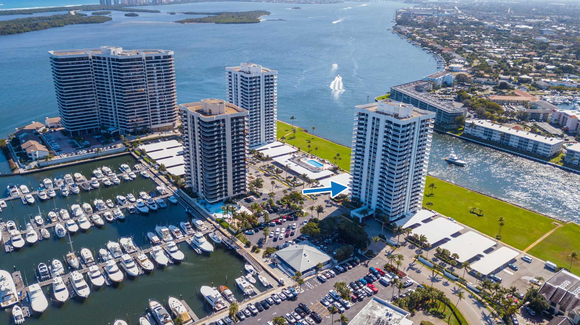 Condominium in Noord Palm Beach, Florida 11621321