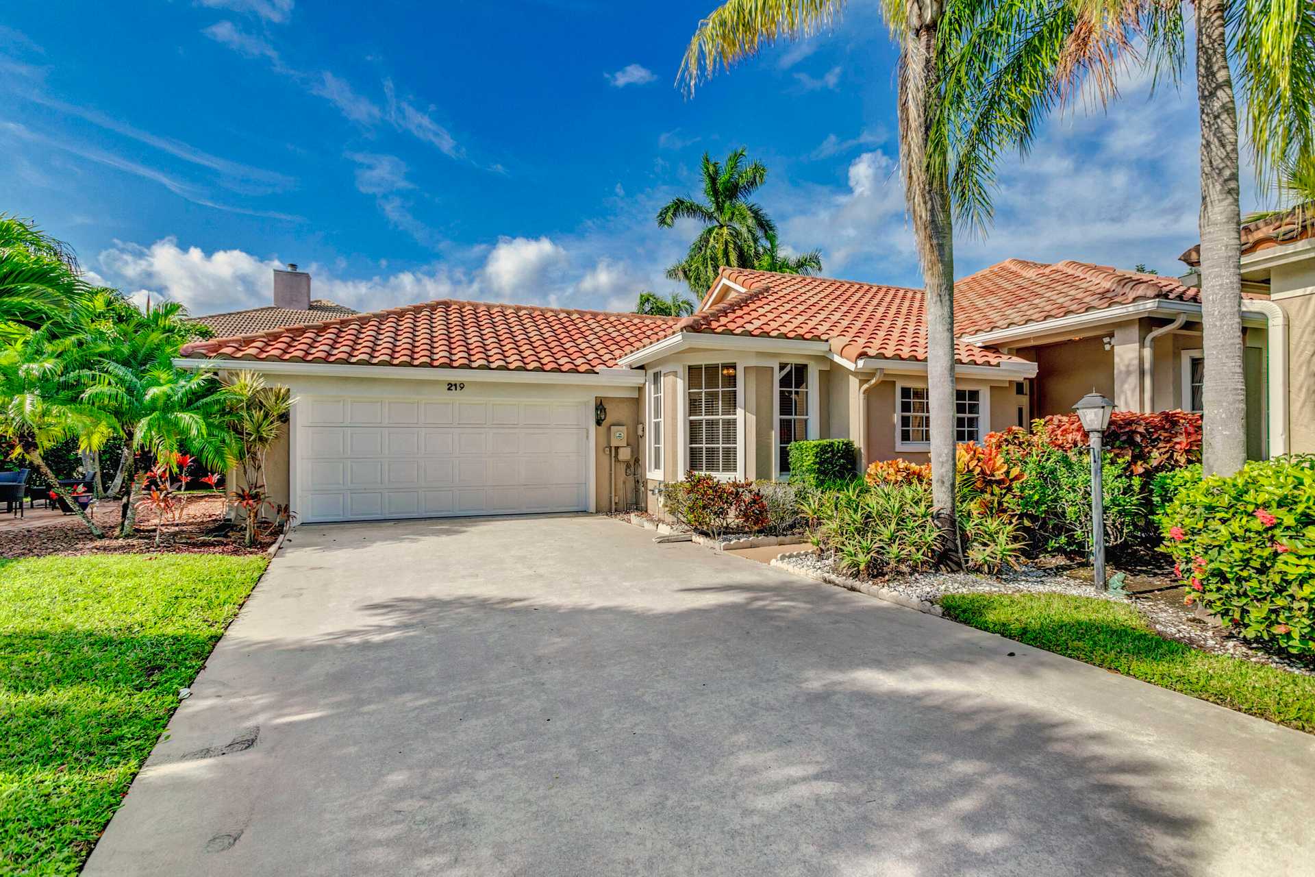 House in Palm Beach Gardens, Florida 11621328