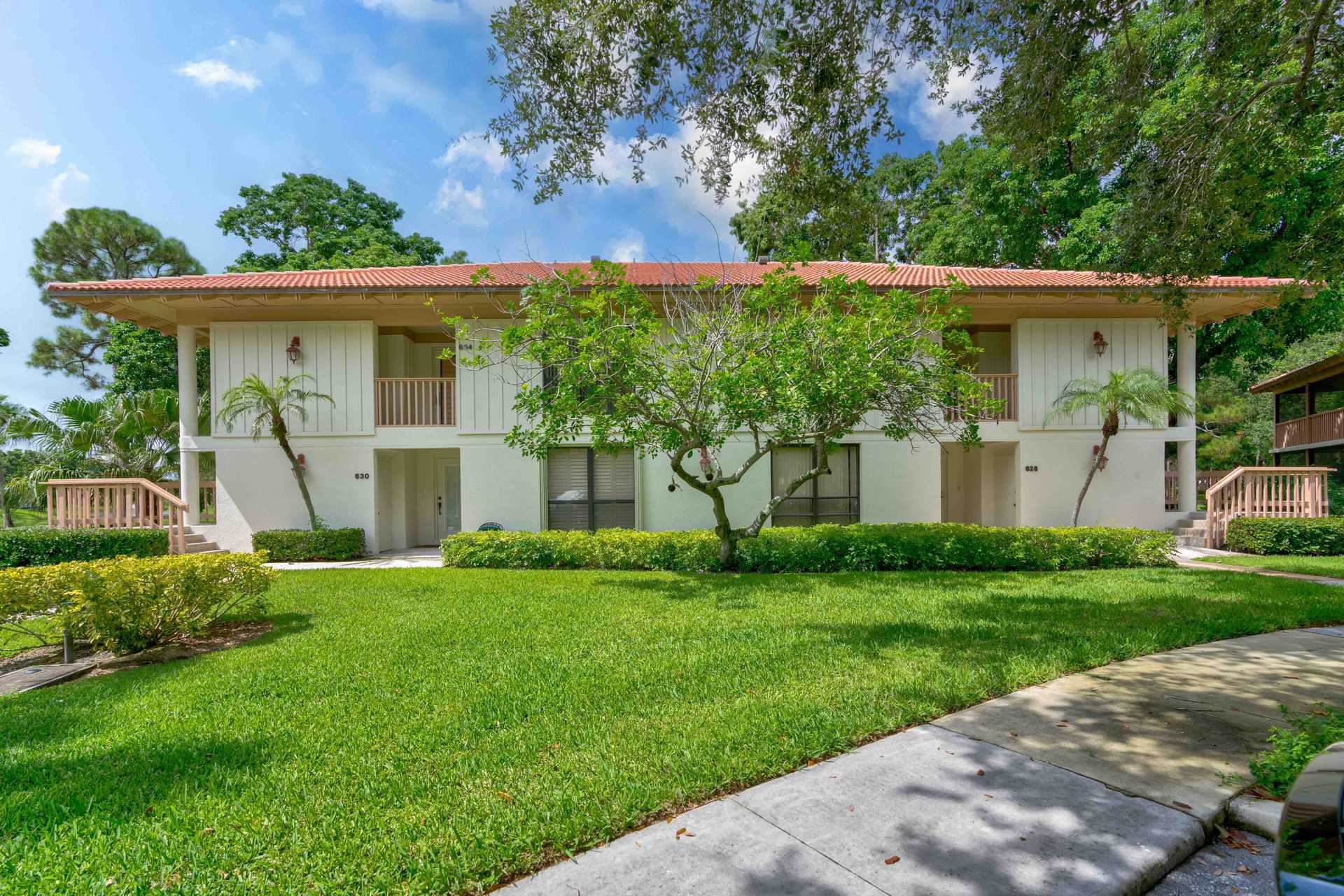 Condominium in Palm Beach Gardens, Florida 11621336