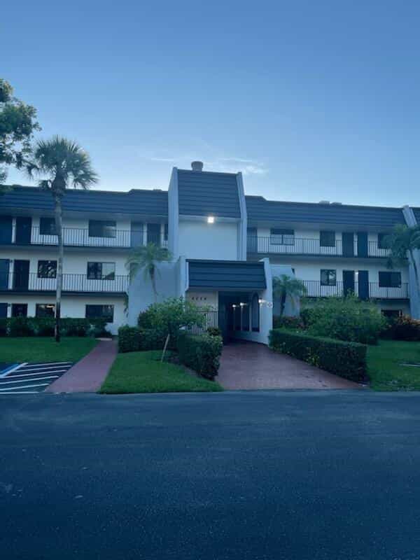 Eigentumswohnung im Greenacres, Florida 11621347