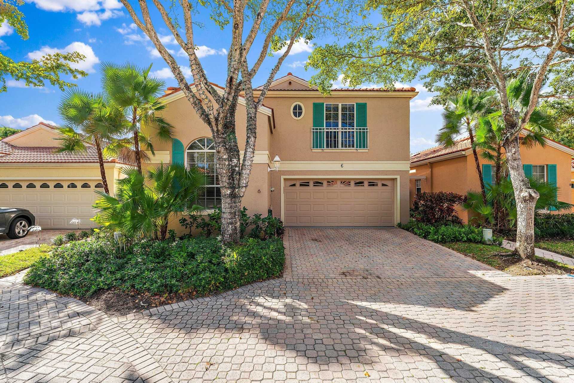 House in Palm Beach Gardens, Florida 11621358
