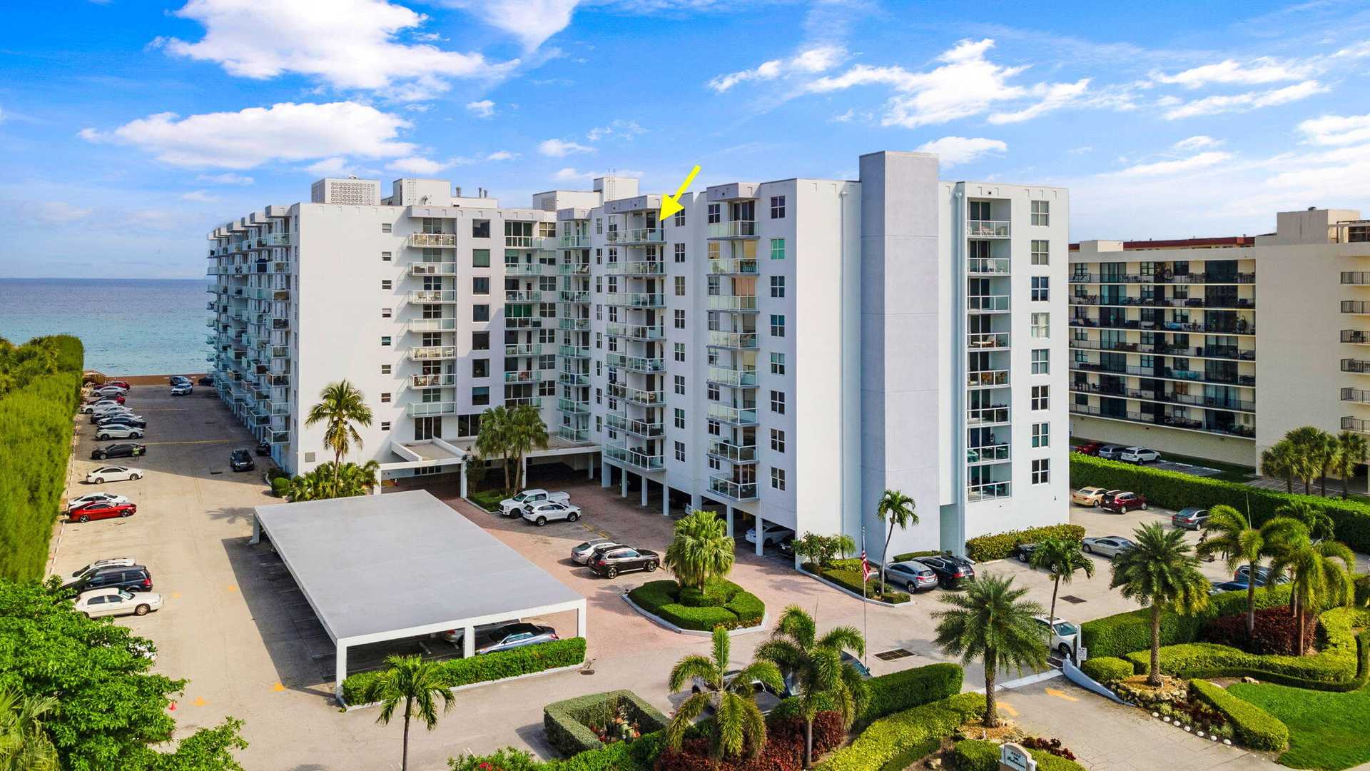公寓 在 南棕榈滩, 佛罗里达 11621401