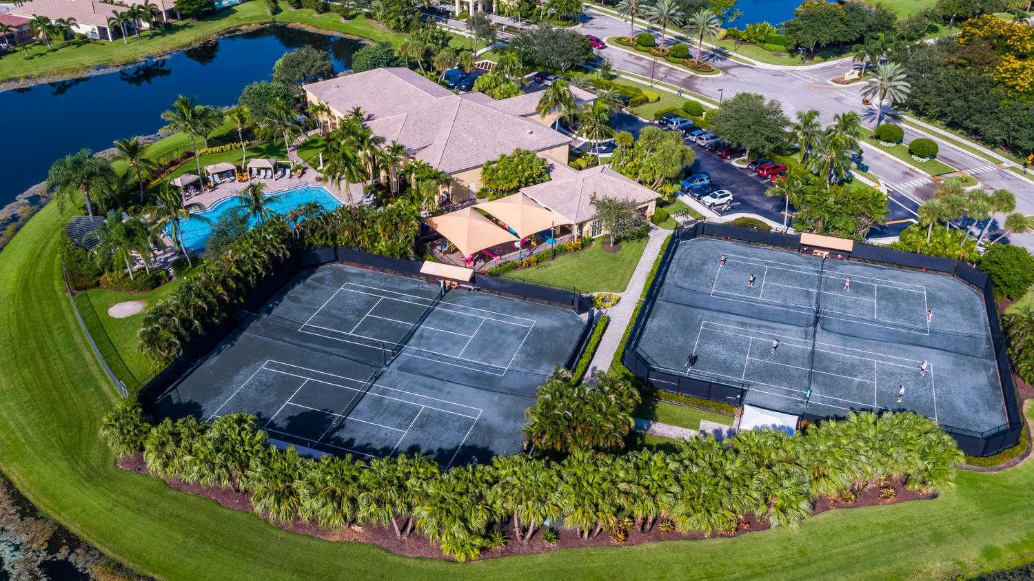 House in Palm Beach Gardens, Florida 11621411