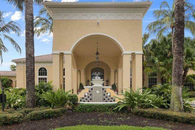 بيت في حدائق بالم بيتش, فلوريدا 11621411
