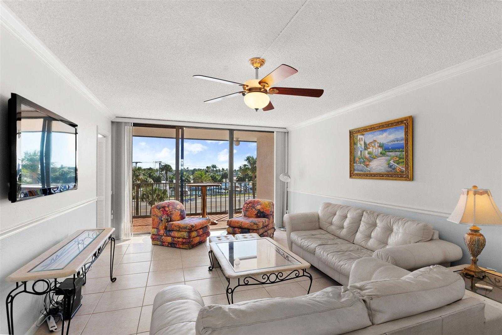 House in Jupiter Inlet Colony, Florida 11621422