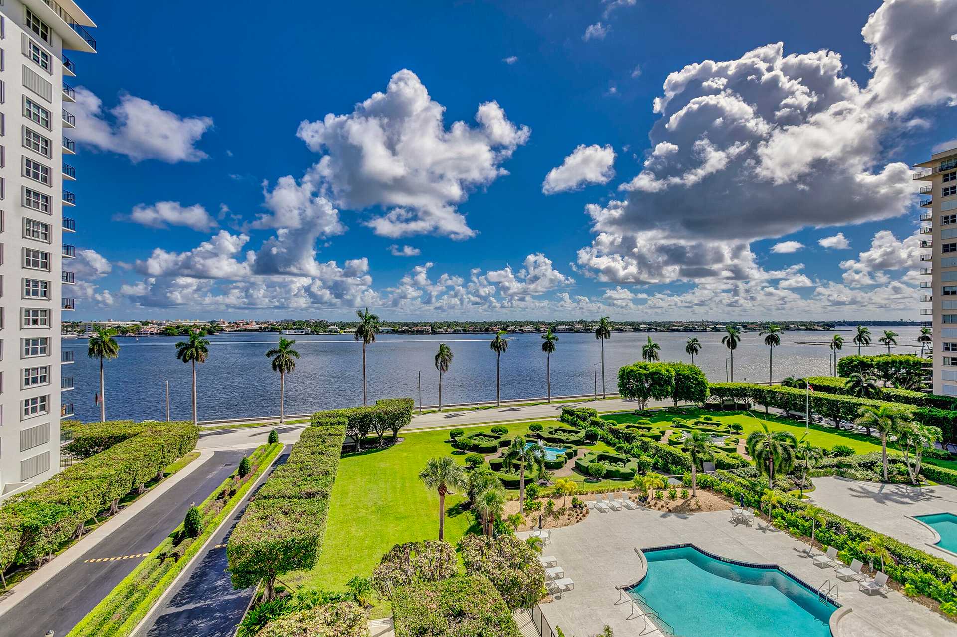 Condominium in Palm Beach, Florida 11621425
