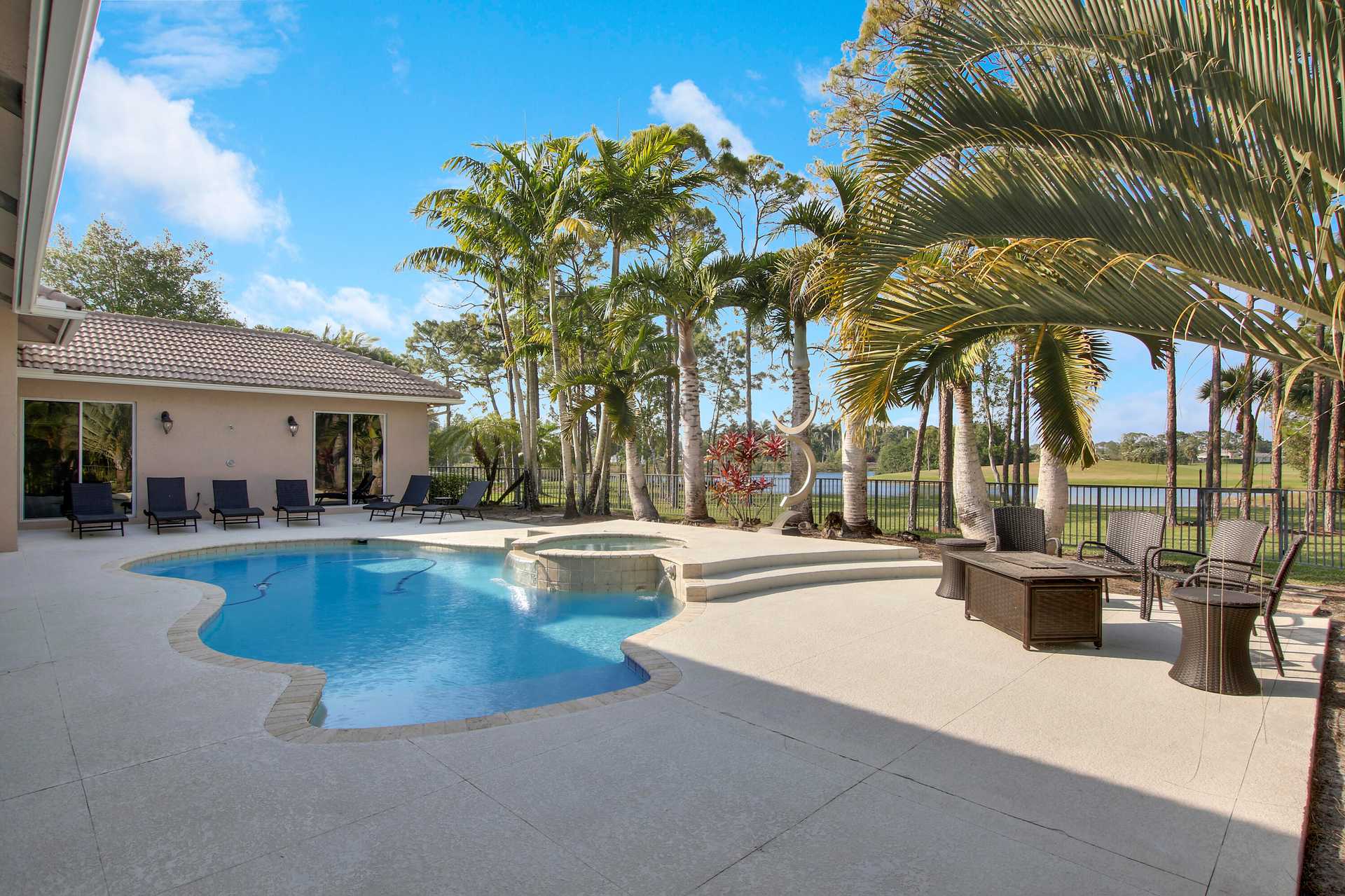 Huis in West Palm Beach, Florida 11621428