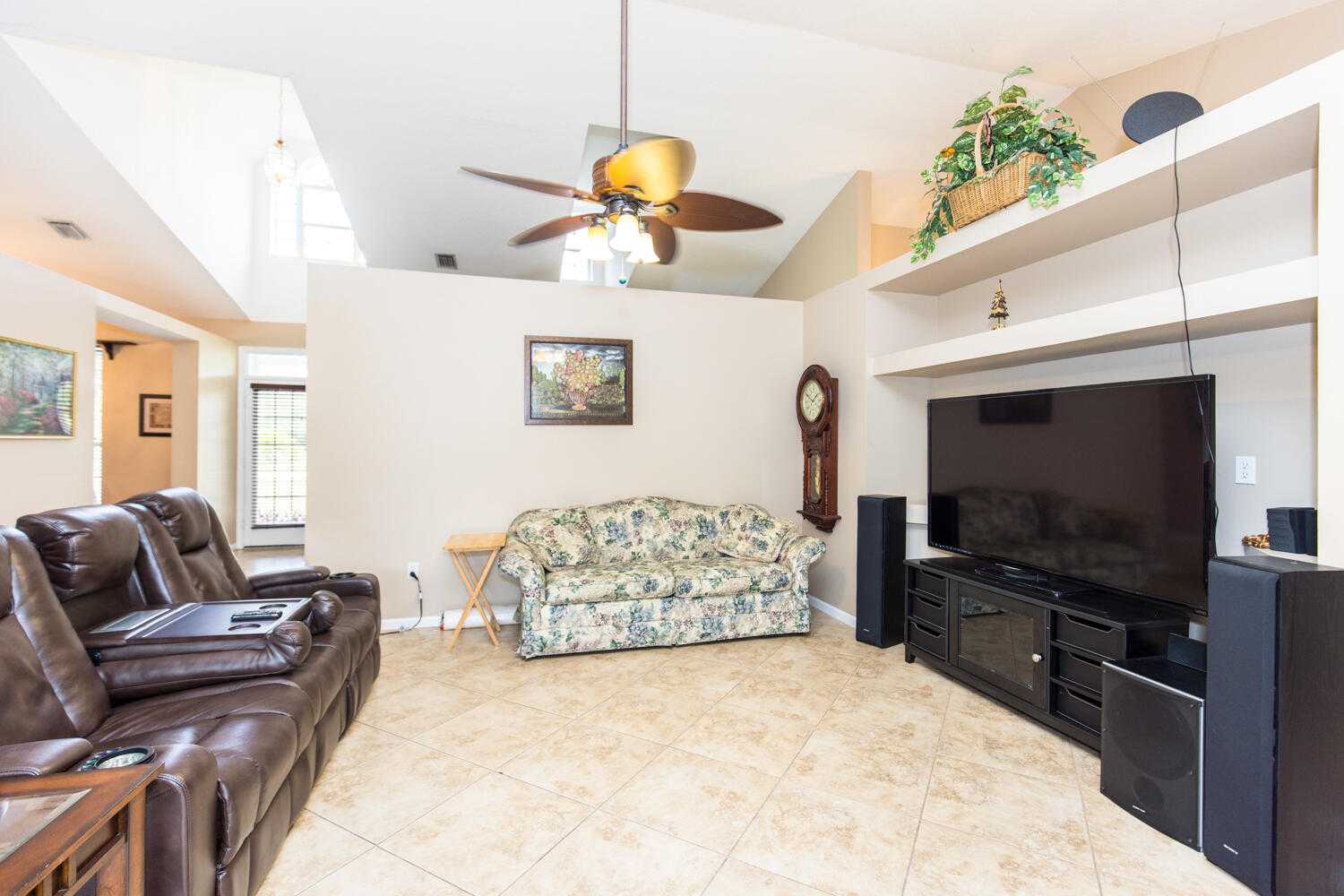 House in West Palm Beach, Florida 11621433