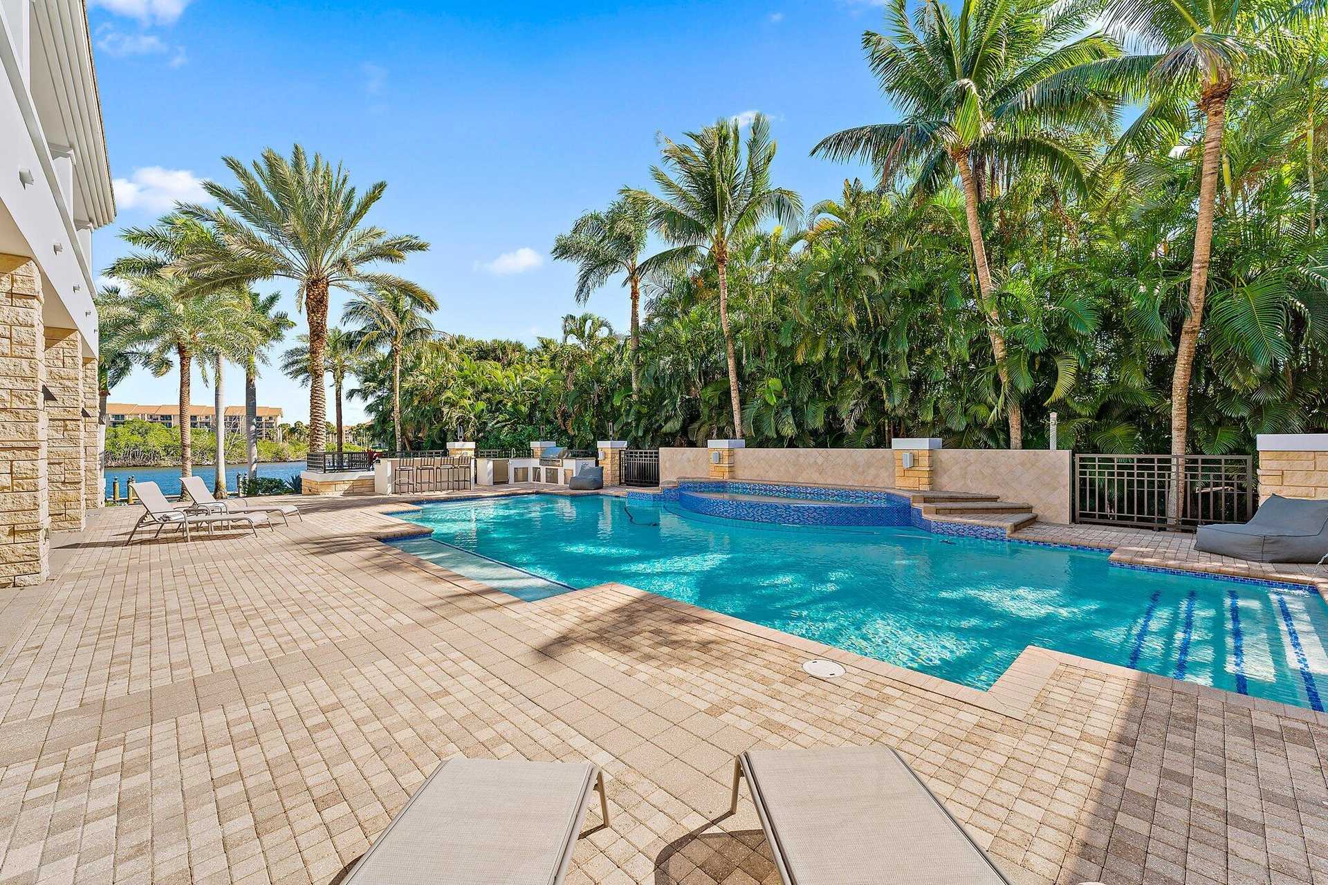 Huis in Palm Beach Gardens, Florida 11621435