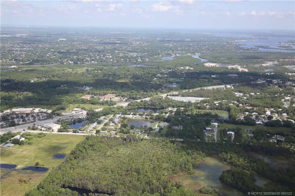 Land im Korallengärten, Florida 11621493