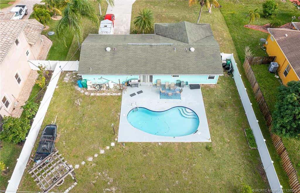 rumah dalam Port St. Lucie, Florida 11621506