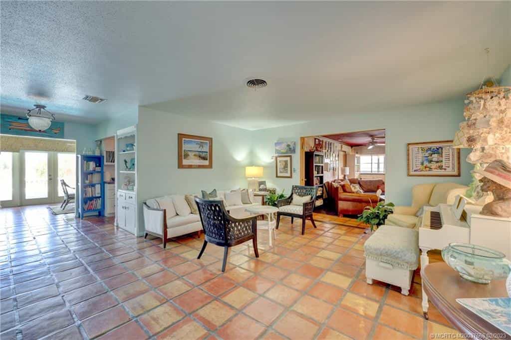 بيت في Jensen Beach, Florida 11621511