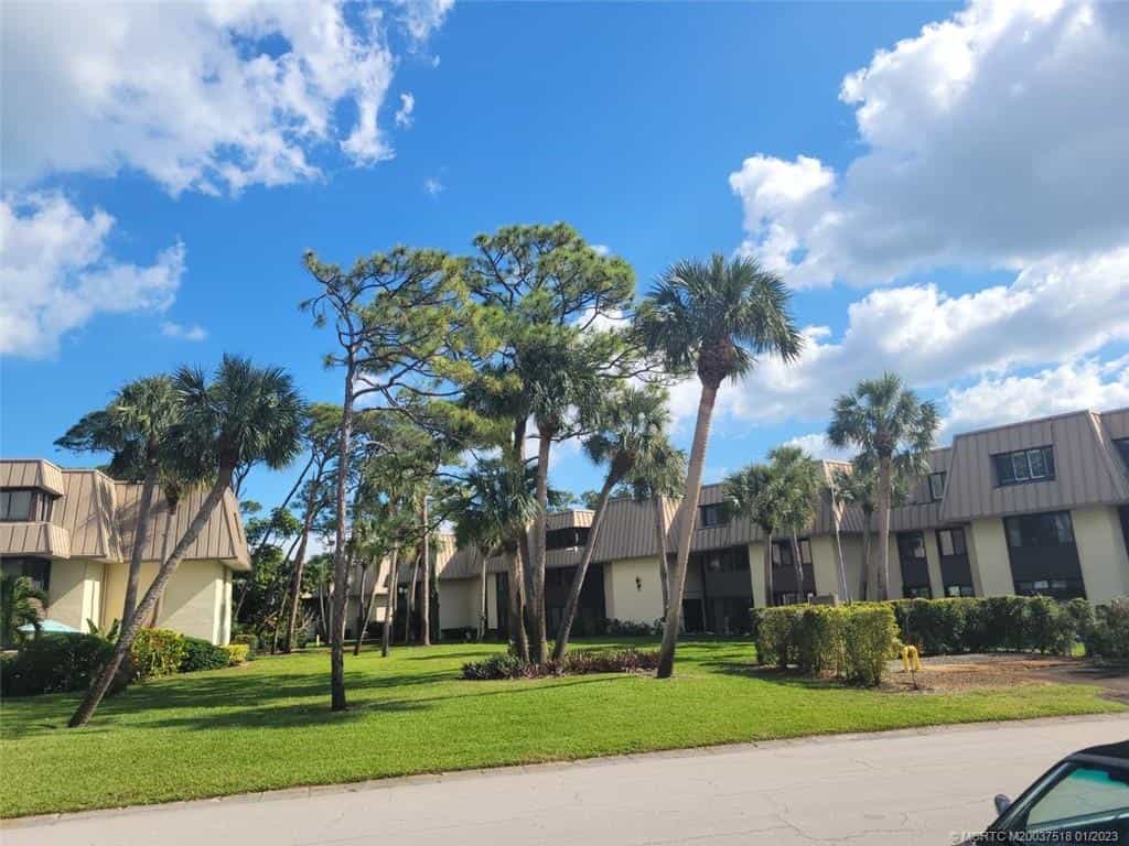 Condominium dans Stuart, Florida 11621518
