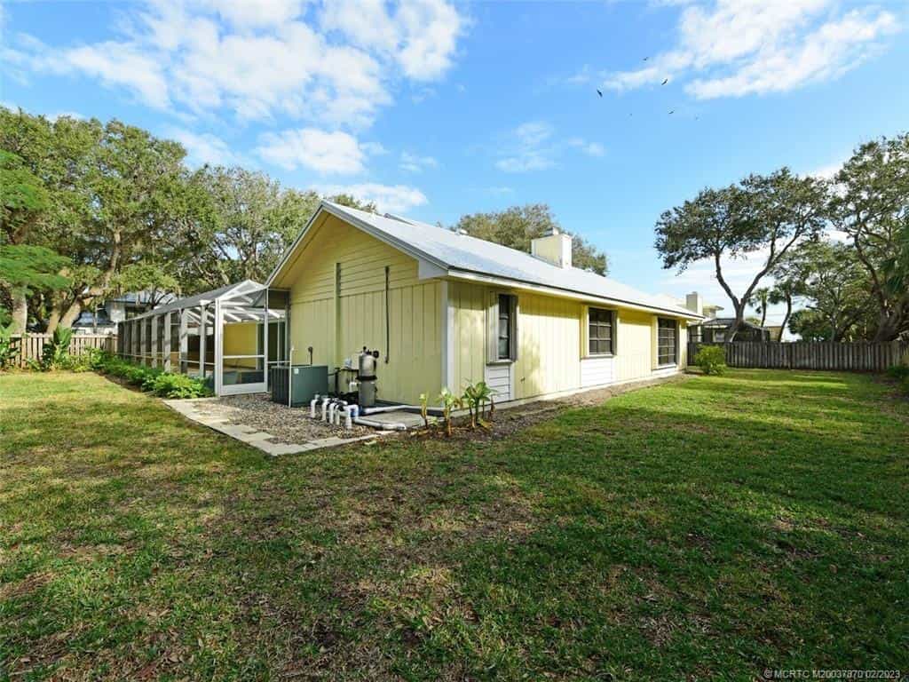 House in Stuart, Florida 11621519