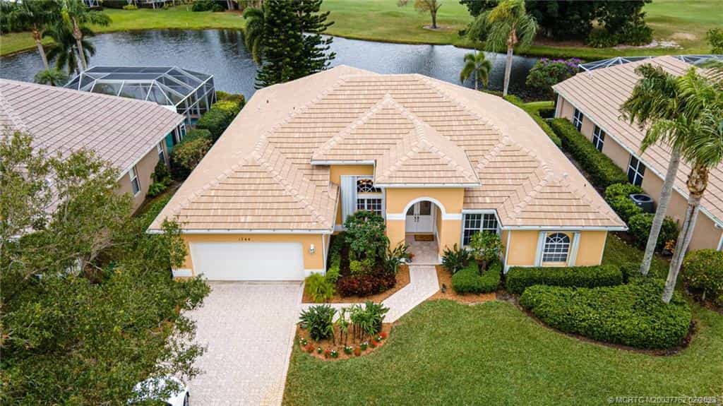 Будинок в Palm City, Florida 11621524