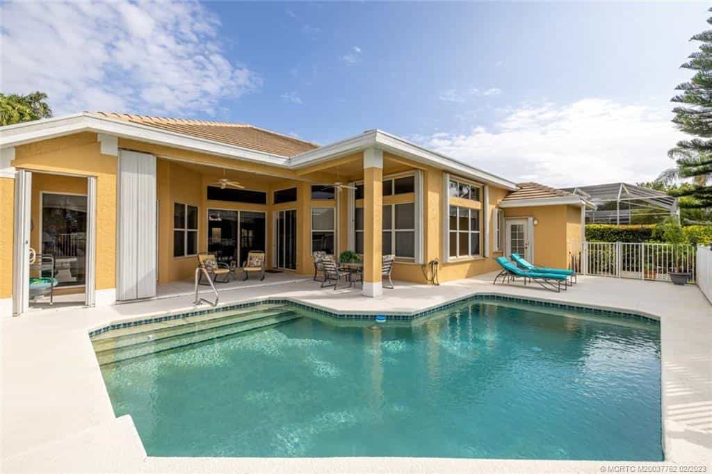 Будинок в Palm City, Florida 11621524