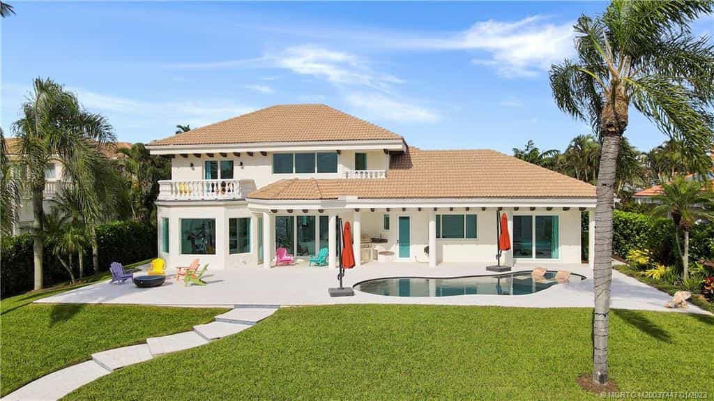 House in Stuart, Florida 11621525