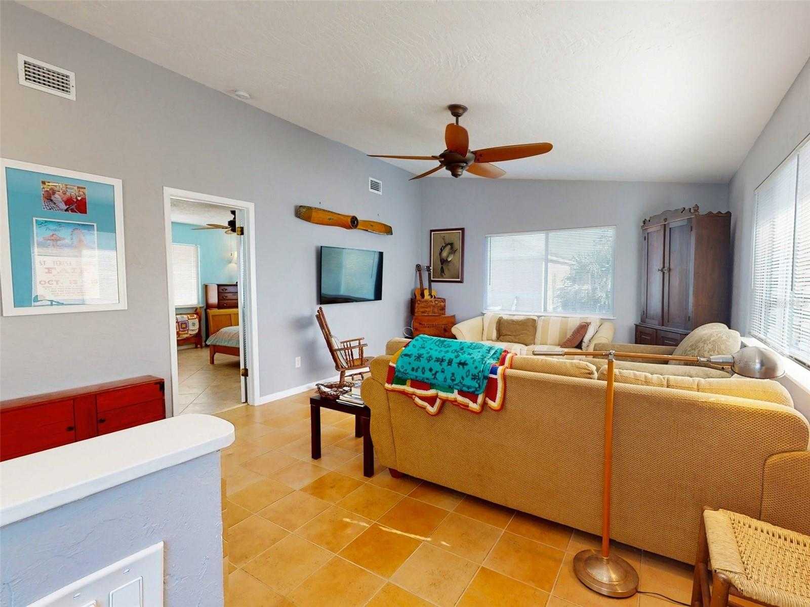 Residential in New Smyrna Beach, Florida 11621572