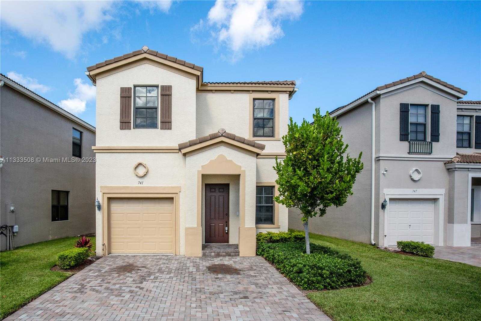 House in Andover Lakes Estates, Florida 11621591