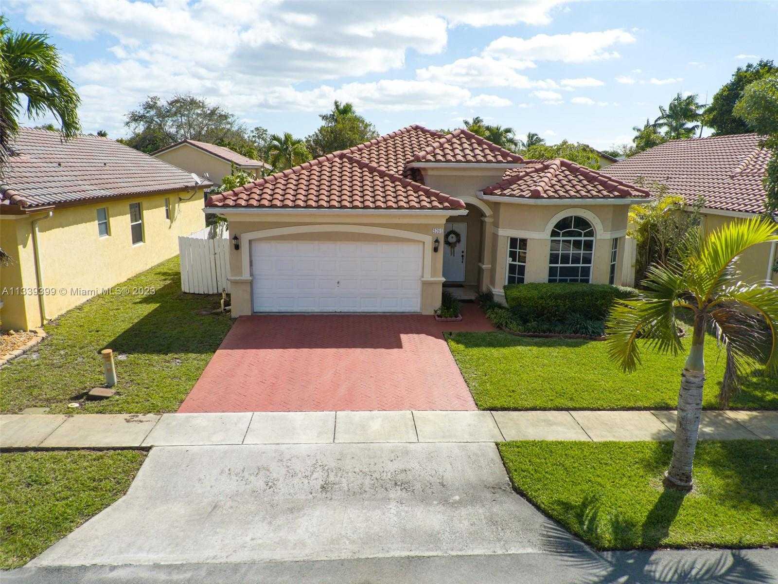 Hus i Miramar, Florida 11621612