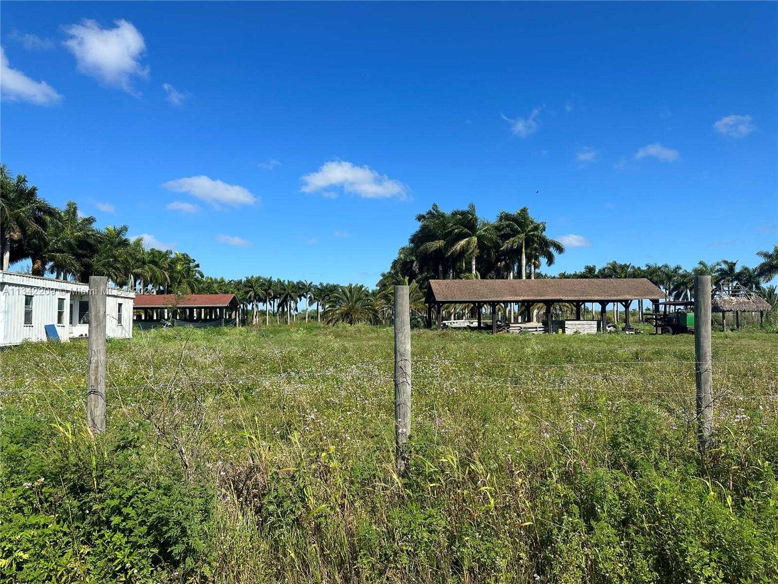 Land in Roodland, Florida 11621661