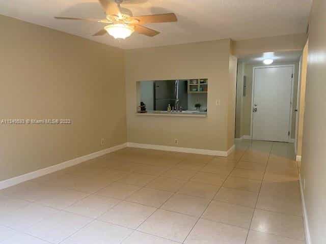 Condominium in Coral Springs, Florida 11621666