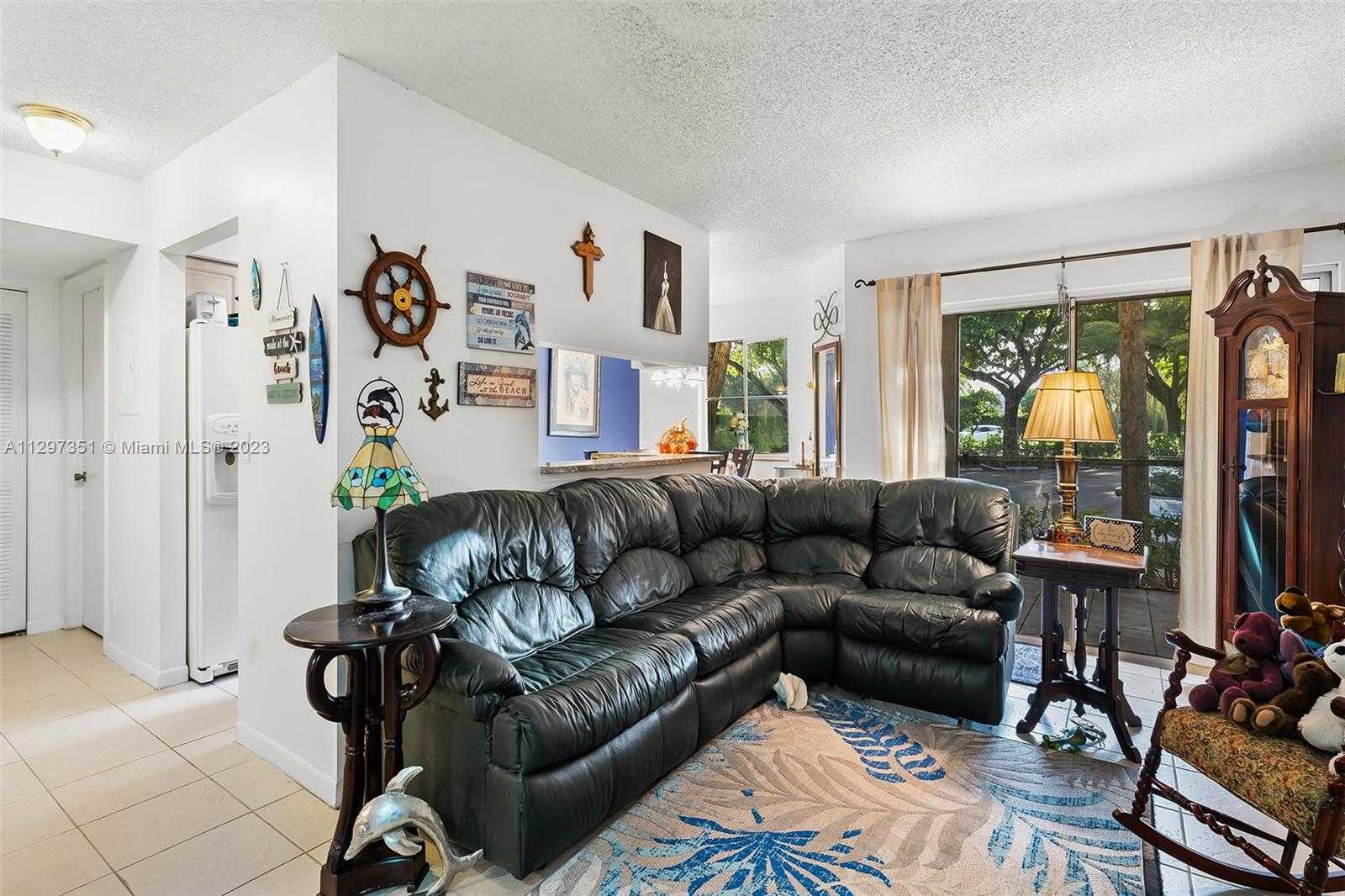 Condominium in Parkland, Florida 11621684