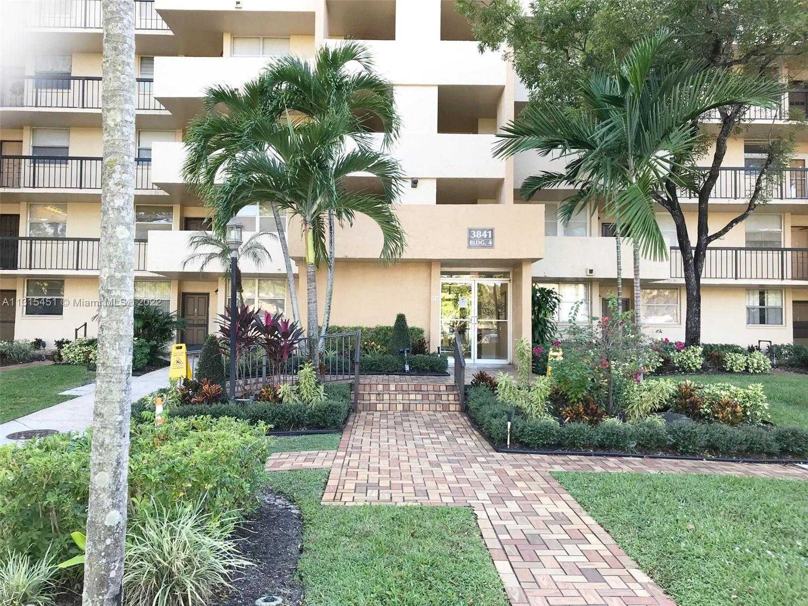 Condominium dans Lauderhill, Floride 11621692