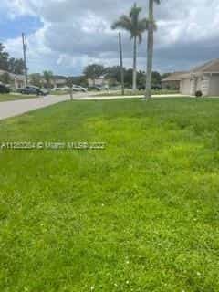 Tanah dalam Harbour Heights, Florida 11621710