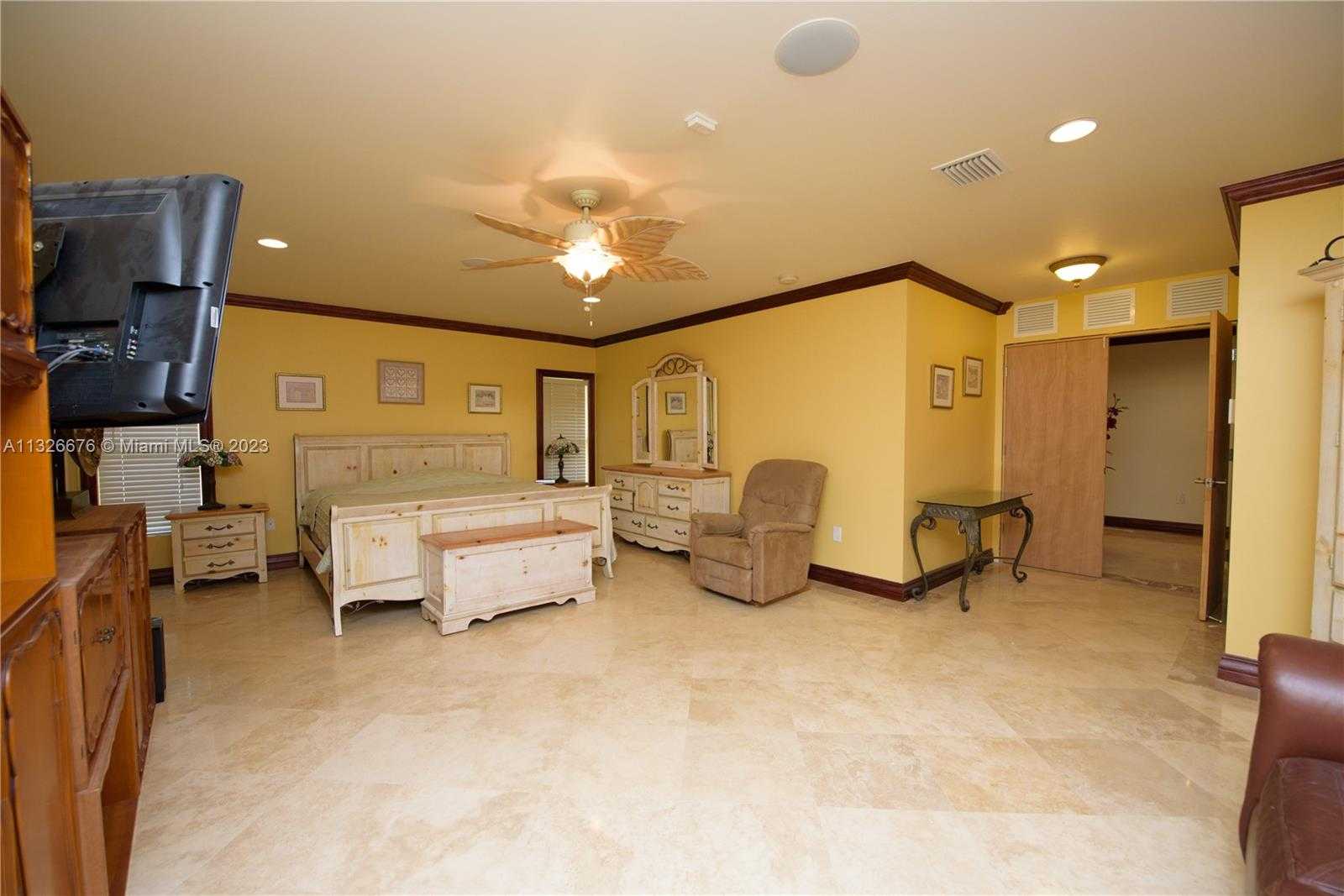 Residential in Homestead, Florida 11621718