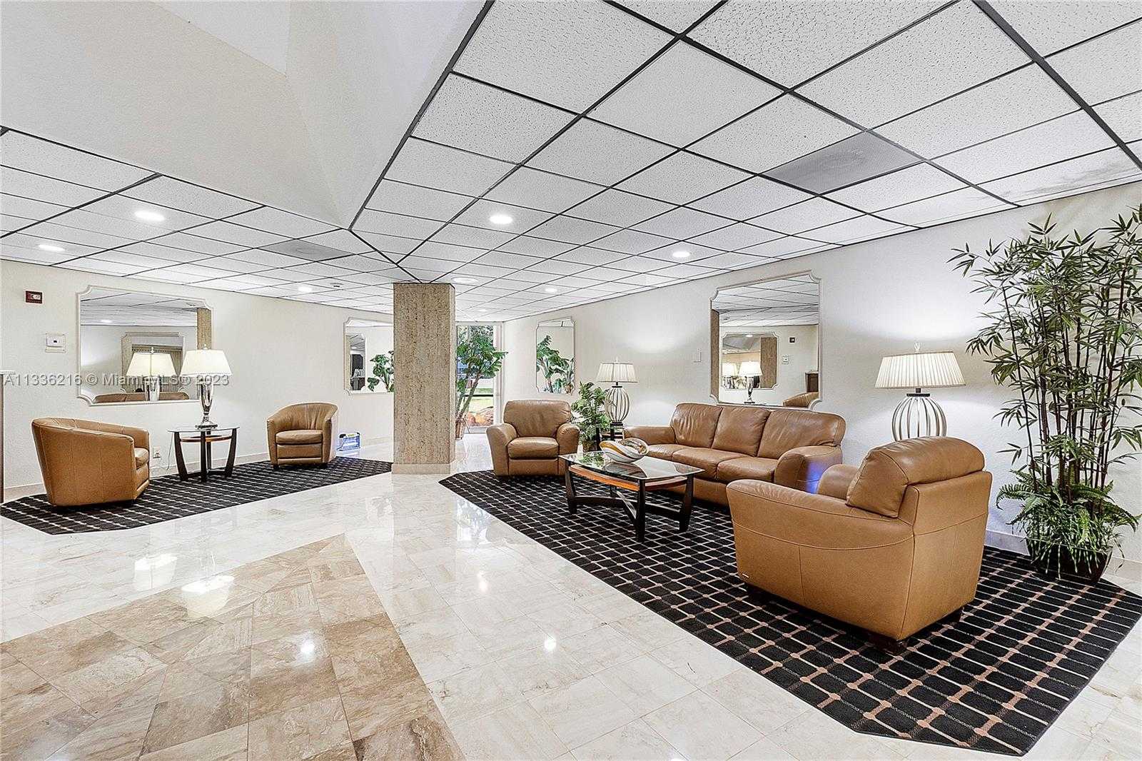 Condominium dans Coral Springs, Florida 11621730