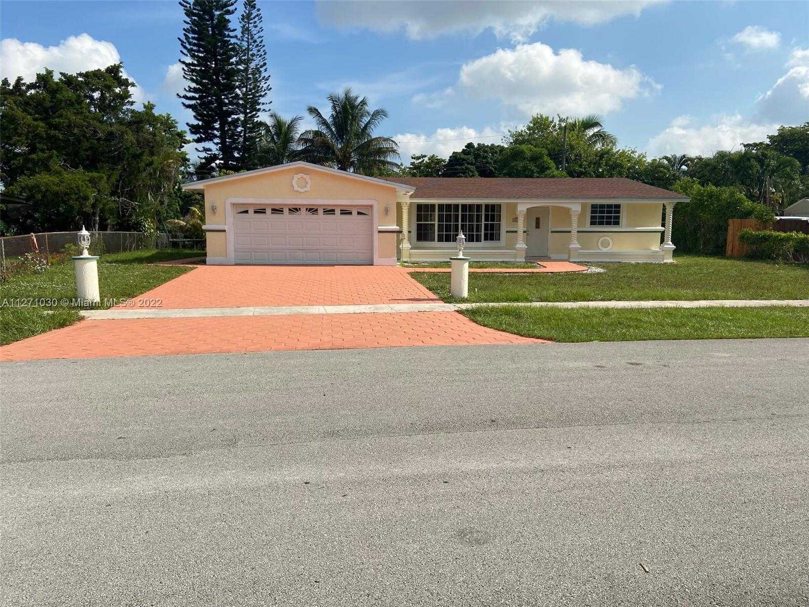 بيت في Plantation, Florida 11621781