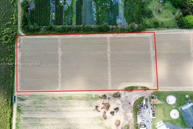 Land in Roodland, Florida 11621814