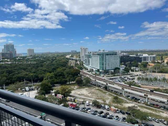 Condominium in Miami, Florida 11621855
