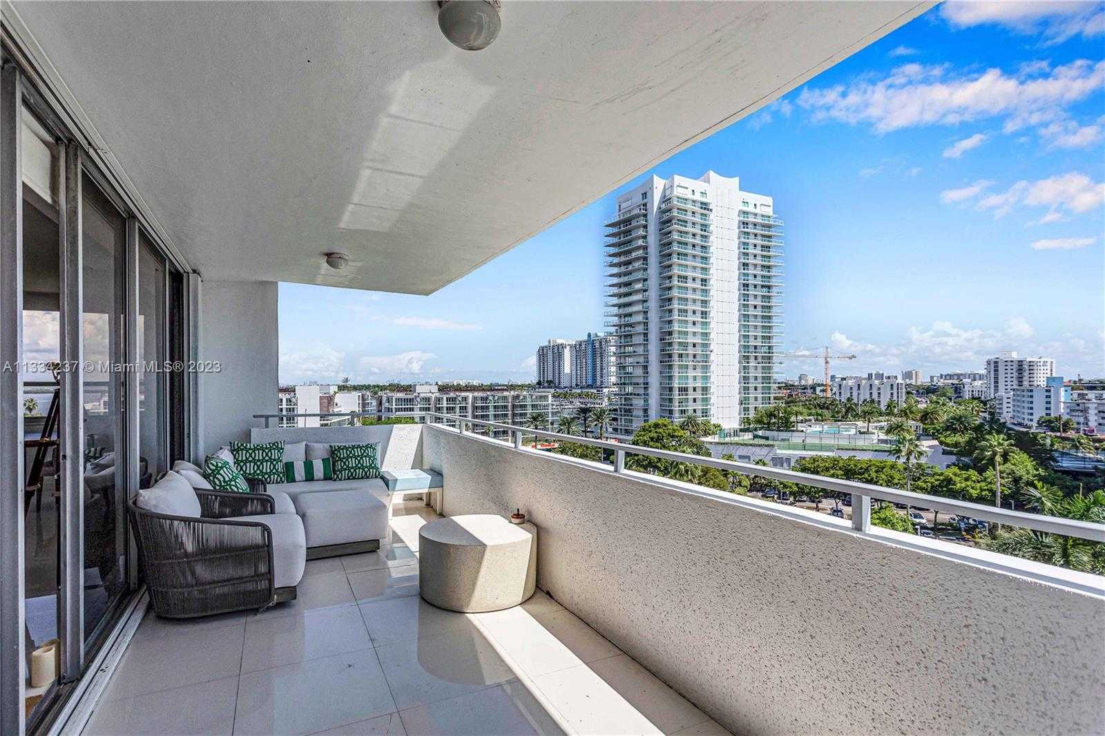 Condominium in Miami Beach, Florida 11621866