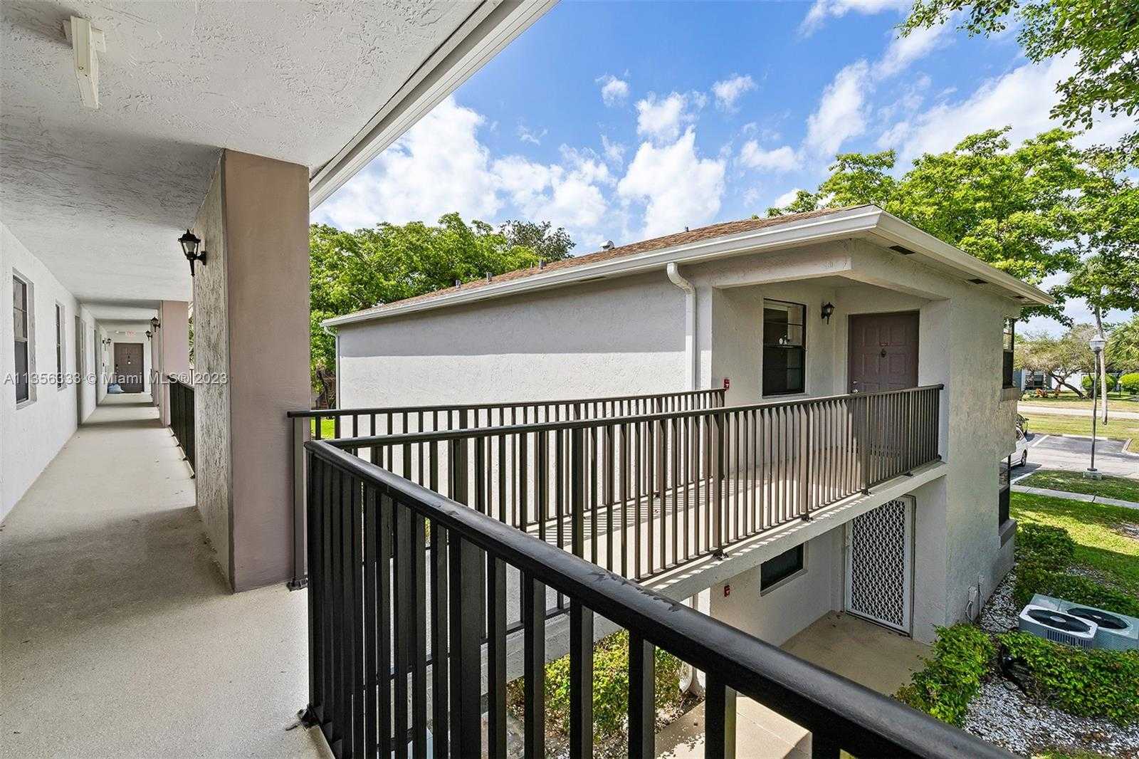 Condominium in Tamarac, Florida 11621877