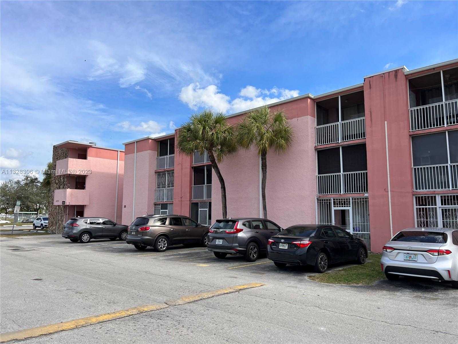Condominium in South Miami Heights, Florida 11621885