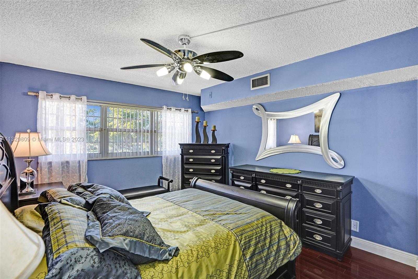 Condominium in Pompano Beach, Florida 11621887