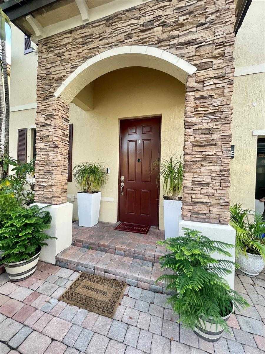 بيت في Miami, Florida 11621917