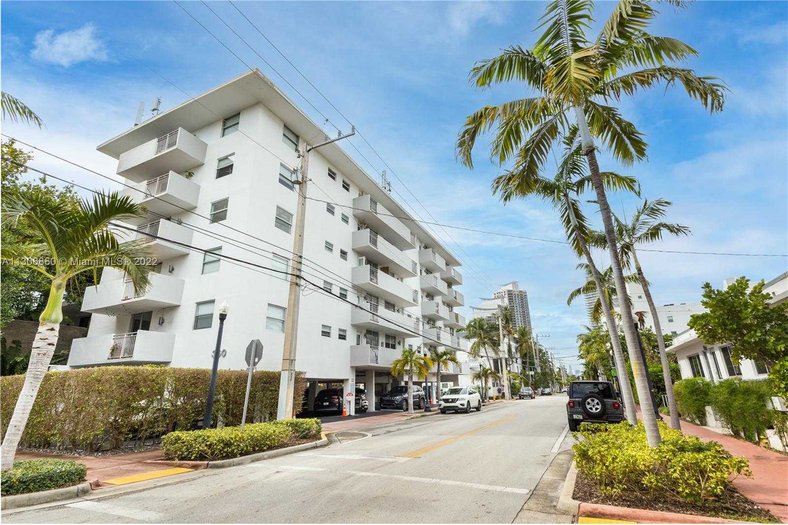 Condominium in Miami Beach, Florida 11621929