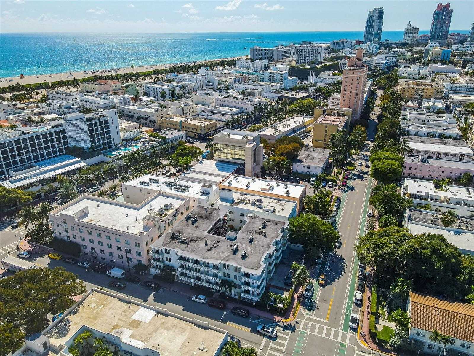 Condominium in Miami Beach, Florida 11621967
